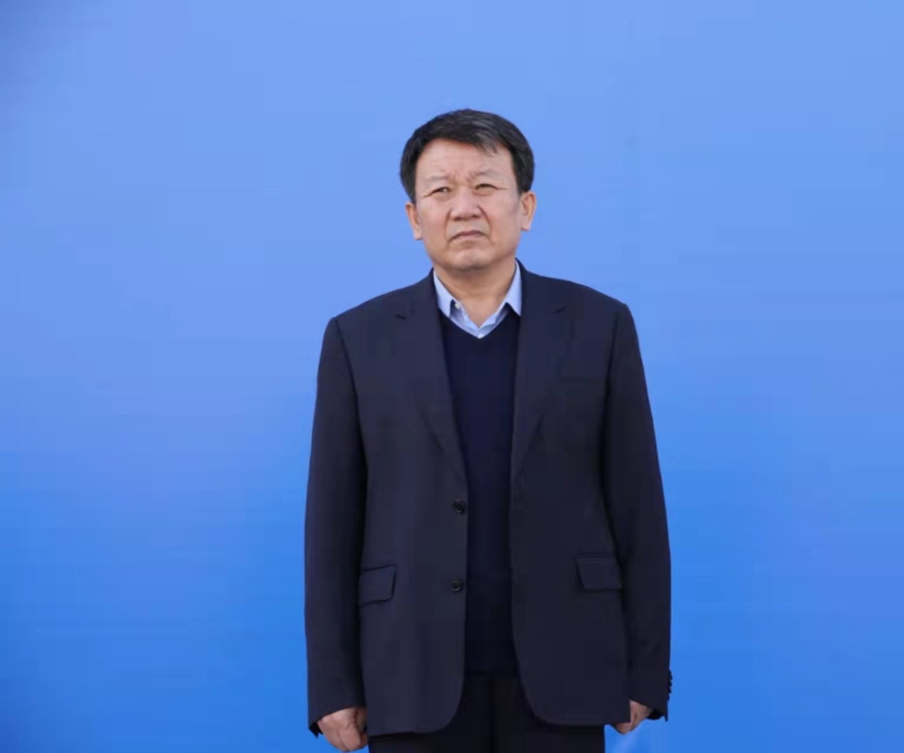 東西部攜手 加速新能源產(chǎn)業(yè)落地——暉陽新能源10萬噸鋰電池材料項目在黔開工