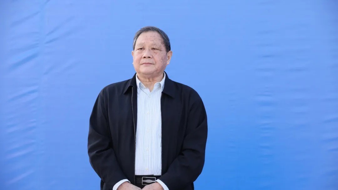 東西部攜手 加速新能源產(chǎn)業(yè)落地——暉陽新能源10萬噸鋰電池材料項目在黔開工